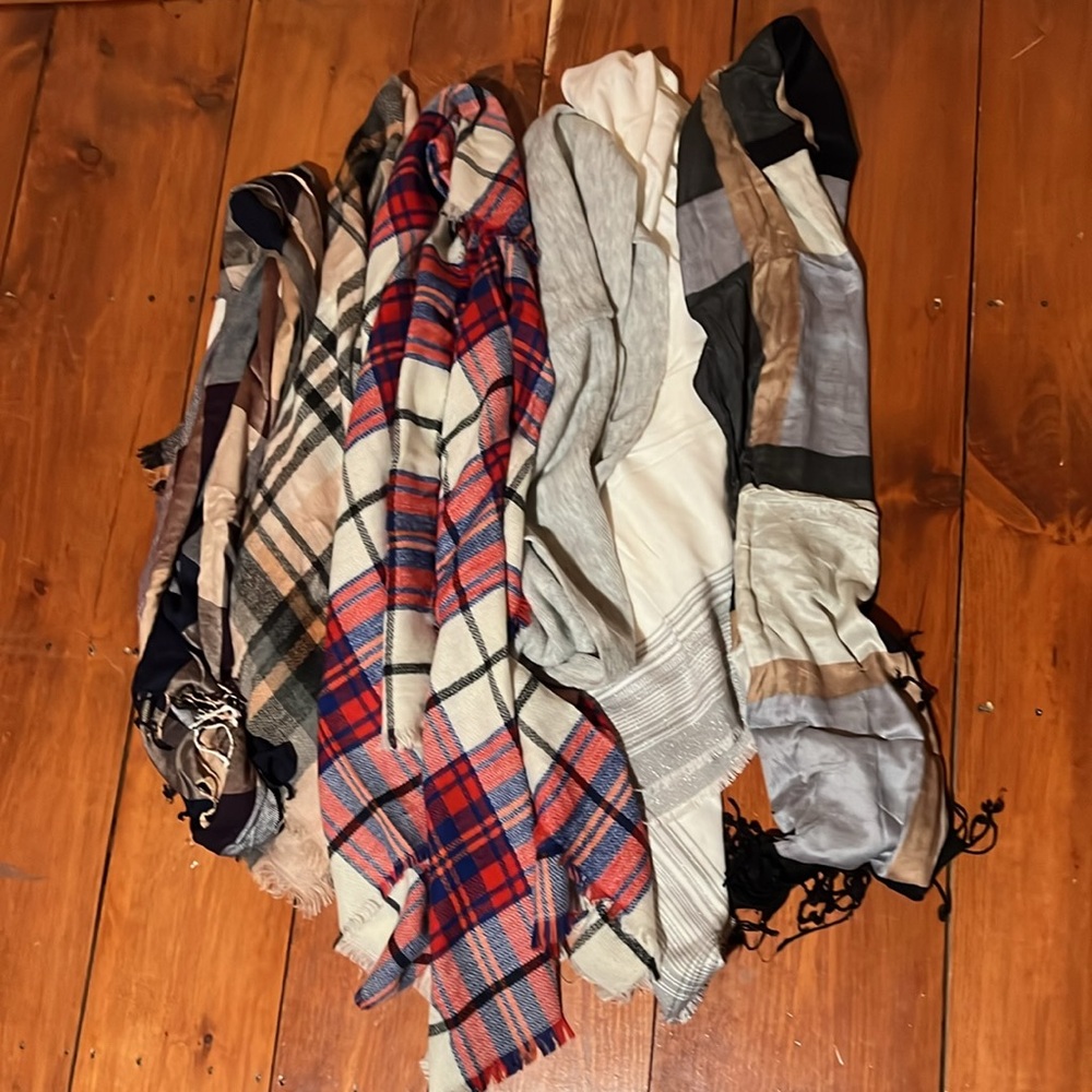 6 Scarf Bundle: Plaids/Winter. 1 infinity scarf, two blanket scarves, & regular.